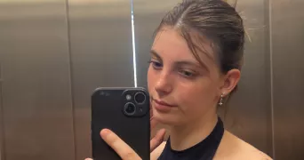 alyssa pet sitter à TOURNAI 7500