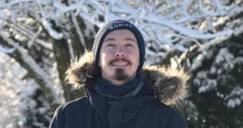 louis pet sitter à LYON 08 69008