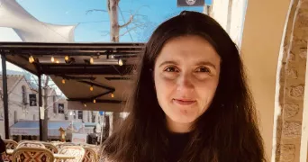 julie pet sitter à MONTEREAU FAULT YONNE 77130
