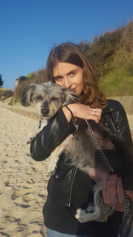 Léa pet sitter à Avesnes-le-Comte 62810