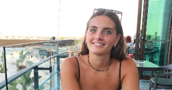 victoria pet sitter à SIX FOURS LES PLAGES 83140_0