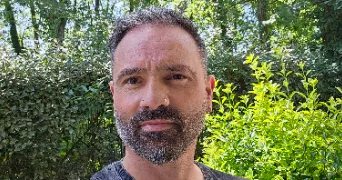 mikael dog sitter à ST CIERS SUR GIRONDE 33820