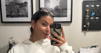 yasmine pet sitter à  59990