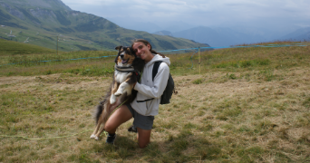 perine pet sitter à TAIN L HERMITAGE 26600_5