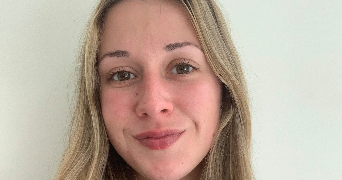 inès pet sitter à SURESNES 92150_0