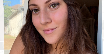 nina pet sitter à NOUZILLY 37380_2