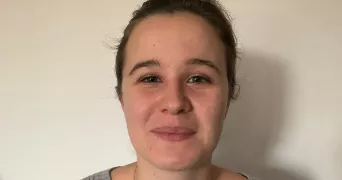 zoe pet sitter à FONTAINEBLEAU 77300