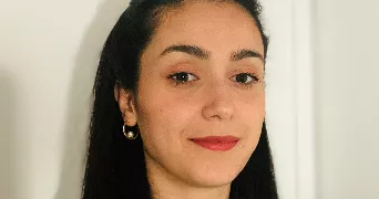 imene pet sitter à Paris 75017