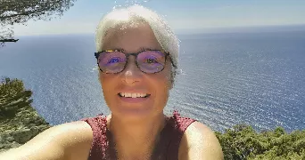 stéphanie pet sitter à BADEN 56870