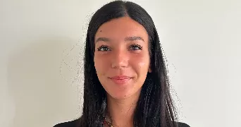 lyna dog sitter à LE CRES 34920