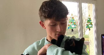 lucas pet sitter à TOMBLAINE 54510