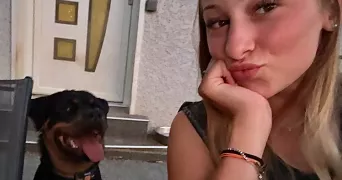 lilou pet sitter à ST PIERRE DE CHANDIEU 69780