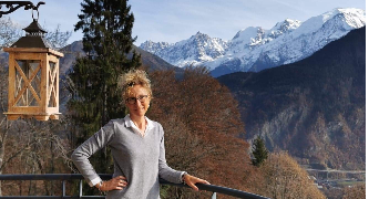 corinne pet sitter à MYANS 73800_0