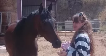 anna pet sitter à CAMPAGNAC 12560