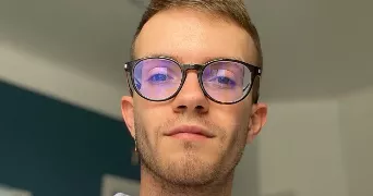 valentin pet sitter à ARTENAY 45410