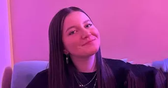 léa pet sitter à MONT ST AIGNAN 76130