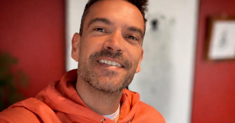 thomas pet sitter à  78400