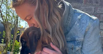 lola pet sitter à ST CLOUD 92210