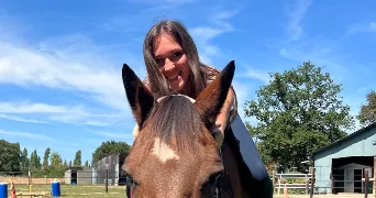 charlotte pet sitter à AVRILLE 49240