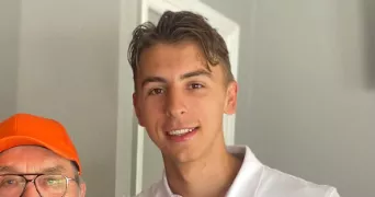 vadim pet sitter à SANARY SUR MER 83110