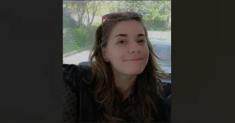 celia pet sitter à FONTENAY LE FLEURY 78330