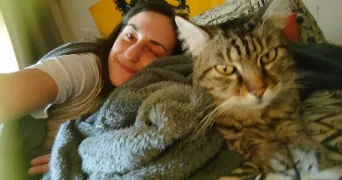 laura pet sitter à PONS 17800