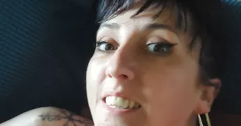 laura pet sitter à Saint nicolas du pelem 22480