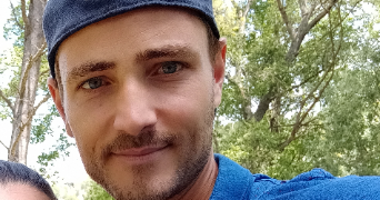 pierre-antoine pet sitter à ROGNONAS 13870_2