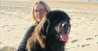 aurelie pet sitter à  40230
