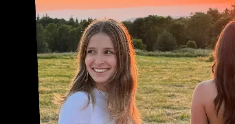 lucile pet sitter à CHAMPCLAUSE 43260