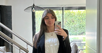 lola pet sitter à ST PRIEST 69800_0