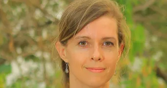 lucie pet sitter à MONTREUIL 93100