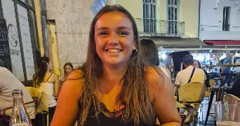 candice pet sitter à VILLEURBANNE 69100