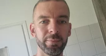 kevin pet sitter à PUGET SUR ARGENS 83480