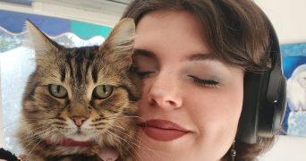 elisa cat sitter à LA FRETTE SUR SEINE 95530_1