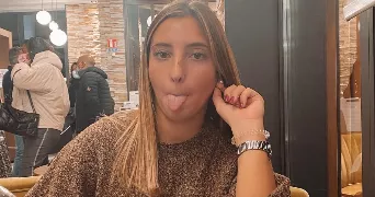 alice pet sitter à MONTIGNY LE BRETONNEUX 78180