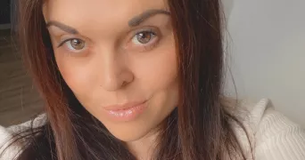 aude pet sitter à ST ETIENNE DU VALDONNEZ 48000
