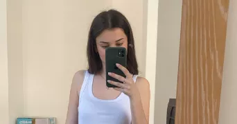 caroline pet sitter à AVIGNON 84000