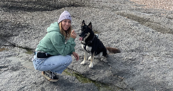 clara dog sitter à GIVRAND 85800_1