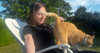 hana pet sitter à Ivry sur Seine 94200