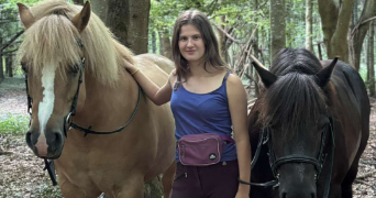 célia pet sitter à ST LEGER LES DOMART 80780_2