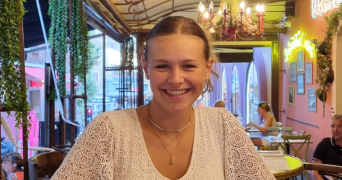 juliette pet sitter à MONT ST AIGNAN 76130