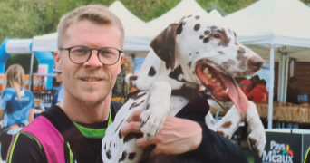 yannik pet sitter à VOULANGIS 77580