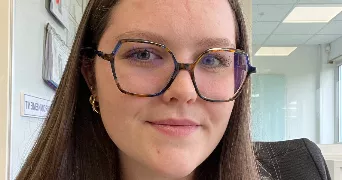 lydie pet sitter à LE RHEU 35650