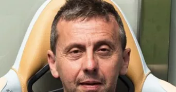 antonio pet sitter à FRONTENAS 69620