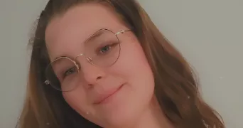 lea pet sitter à PRY 5650