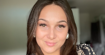 alexia pet sitter à CHAMPAGNE AU MONT D OR 69410_0