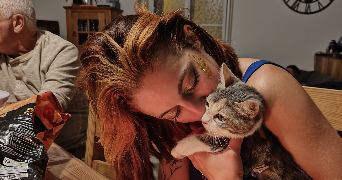 ashley pet sitter à CHATEAU GONTIER SUR MAYENNE 53200_0