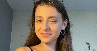 anais pet sitter à ST ANDRE DE CORCY 01390_0