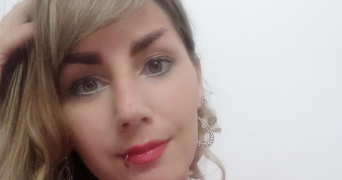 laura pet sitter à CHILLY MAZARIN 91380_0